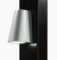 Купить Элегантное LED-освещение Locinox (Бельгия) TRICONE для ворот, цвета zilver и 9005 (черный) в Славянске-на-Кубани